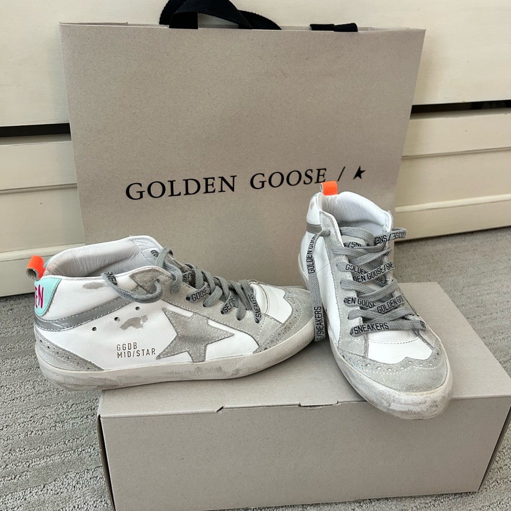 Authentic Golden Goose Women’s 39 Midstar Sneakers with Dust bag and box!